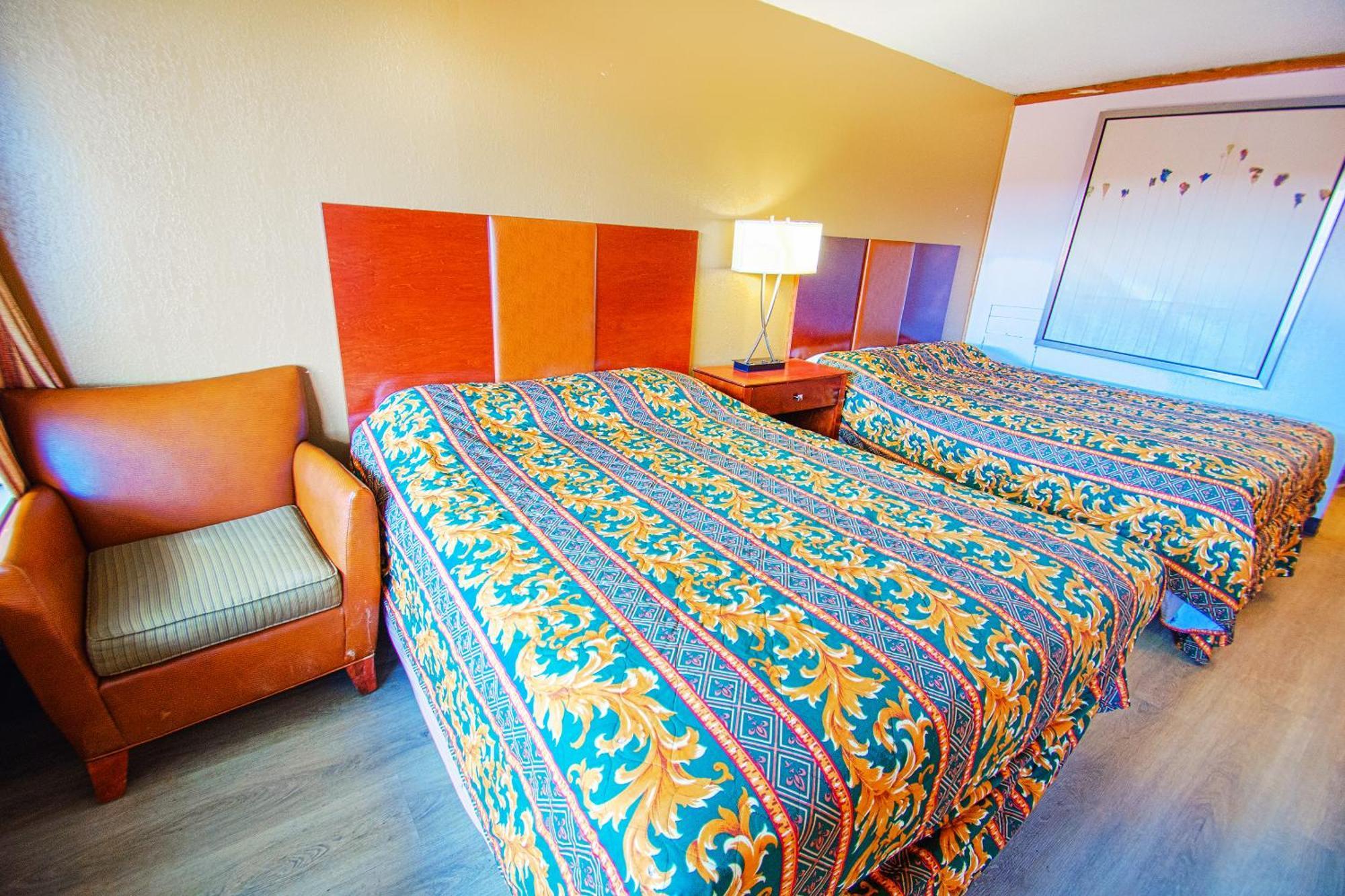 Holiday Lodge Virginia Pearisburg Bagian luar foto